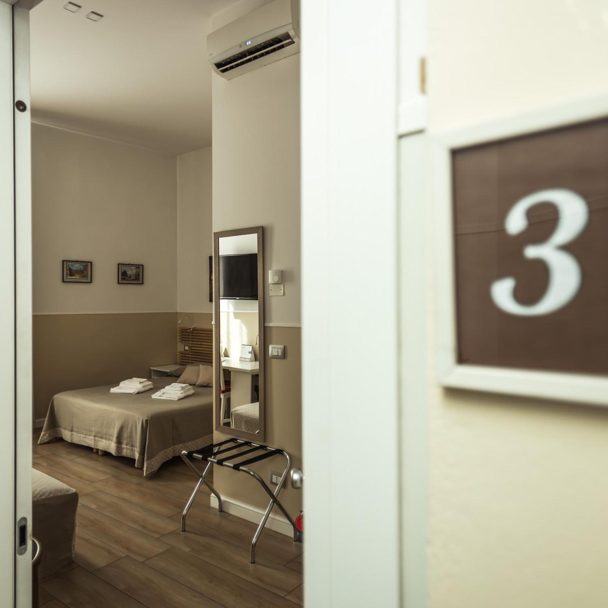 Il Tiro Rooms ボローニャ エクステリア 写真