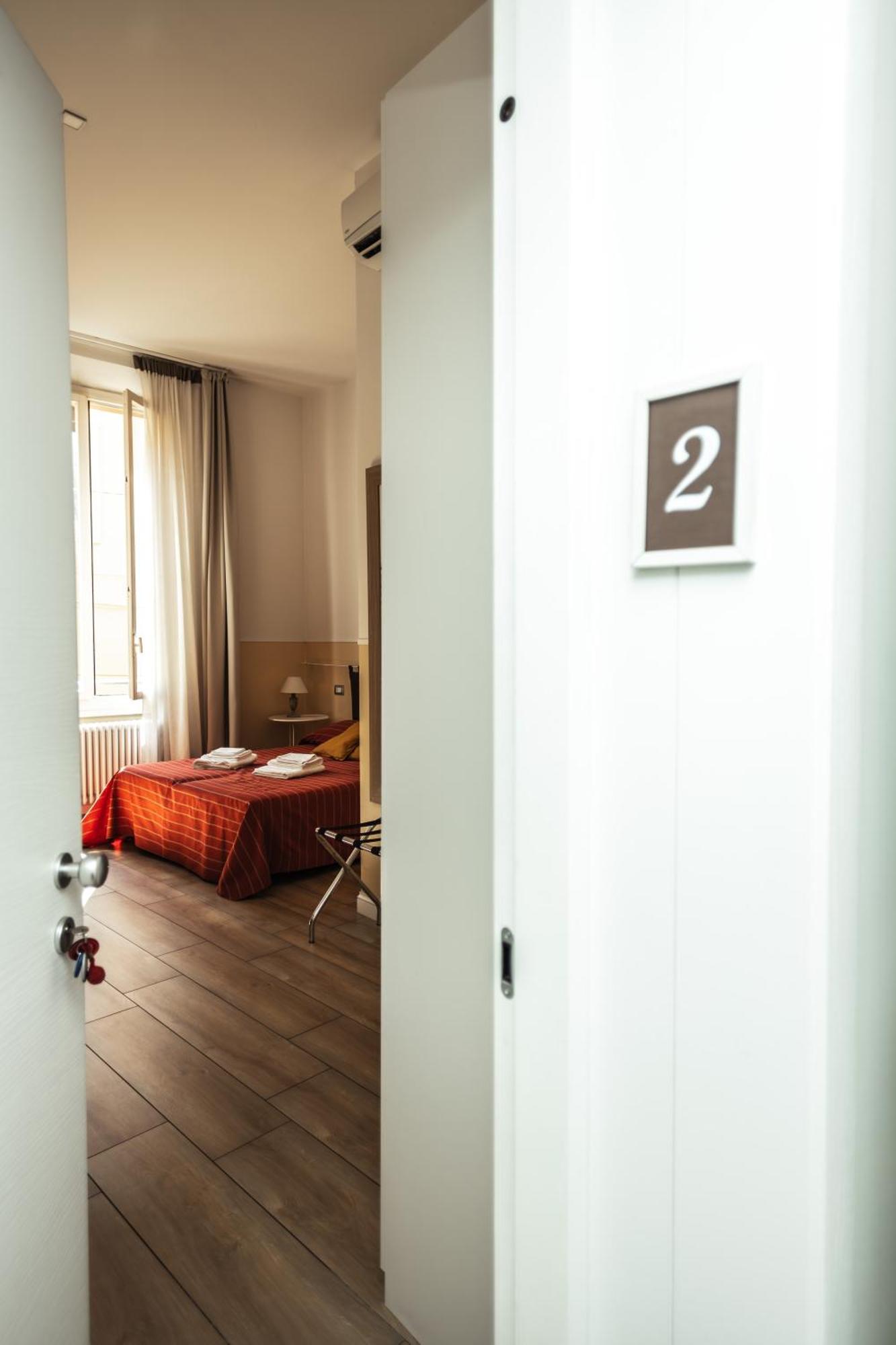 Il Tiro Rooms ボローニャ エクステリア 写真
