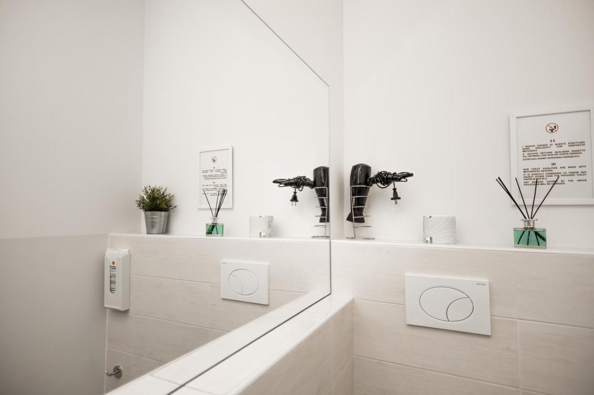 Il Tiro Rooms ボローニャ エクステリア 写真